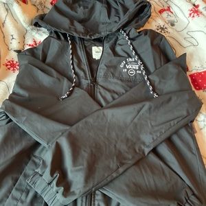 Black lightweight vans windbreaker